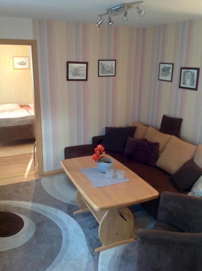Am Mathildenbrunnen Klein Apartment เควดลินบวร์ก ภายนอก รูปภาพ